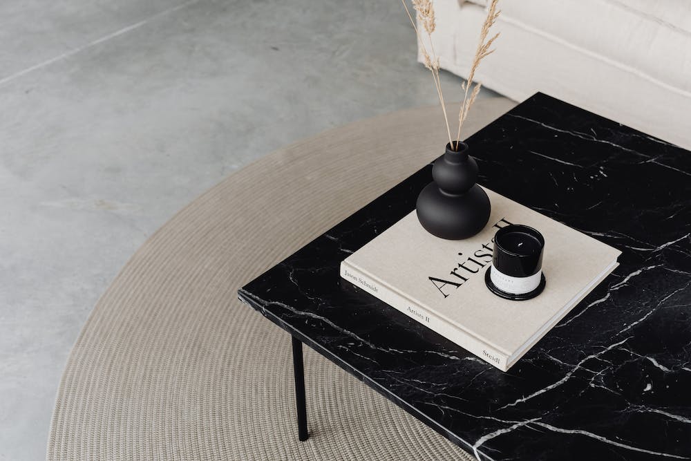 The Benefits of a Minimalist Home Organization Approach