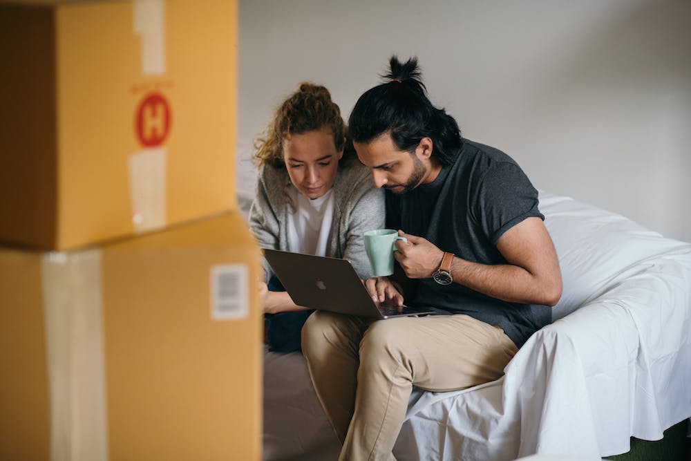 How to Choose the Right Real Estate Agent to Sell Your Home