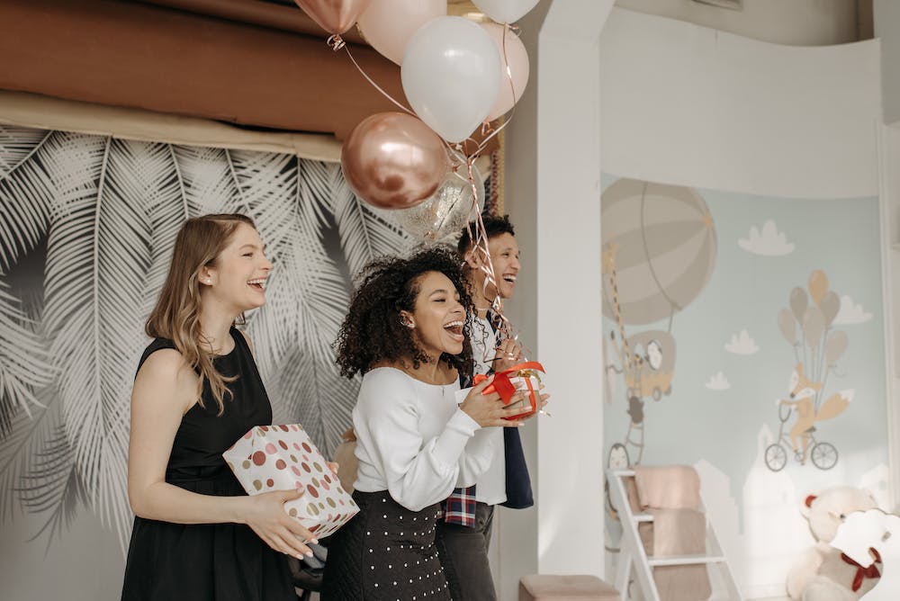 5 Tips for Organizing Your Home's Holiday Decorations