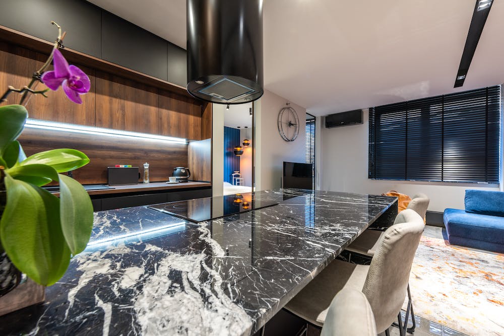 The Top 5 Must-Have Kitchen Appliances for Home Chefs