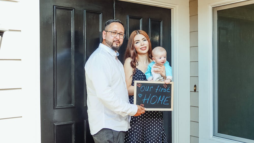 The Pros and Cons of Buying a Home with a Homeowners Association