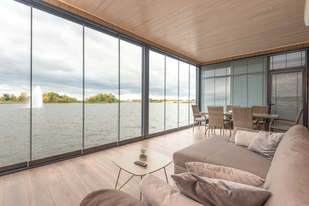 How to Design a Home That Maximizes Natural Ventilation