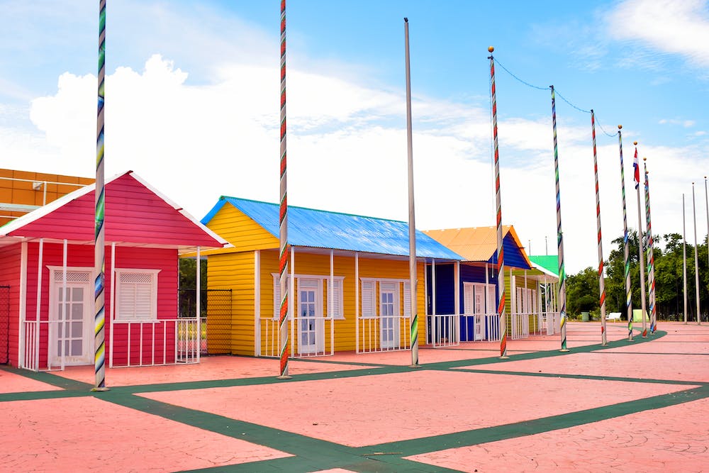 7 Tips for Selling Your Home During the Summer Months