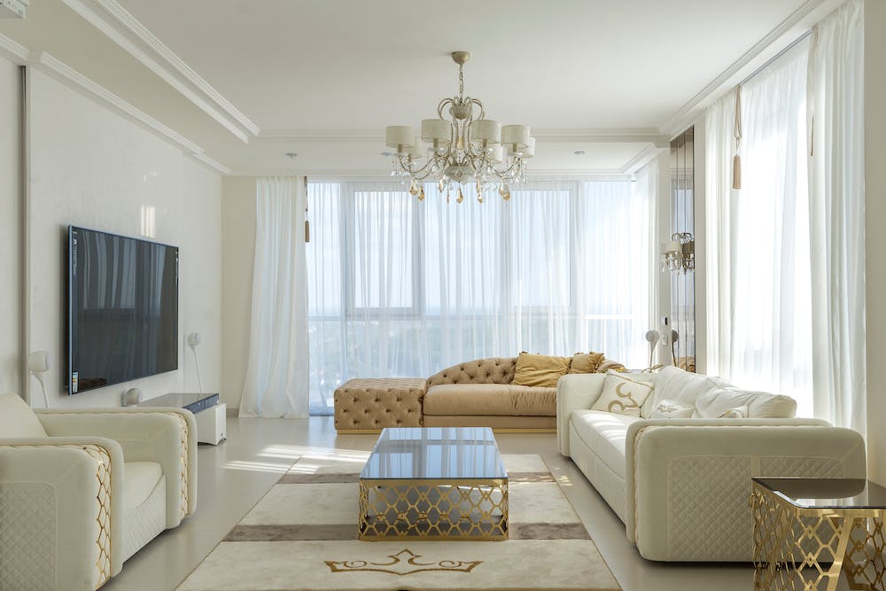 10 Home Decor Ideas for a Glamorous Style